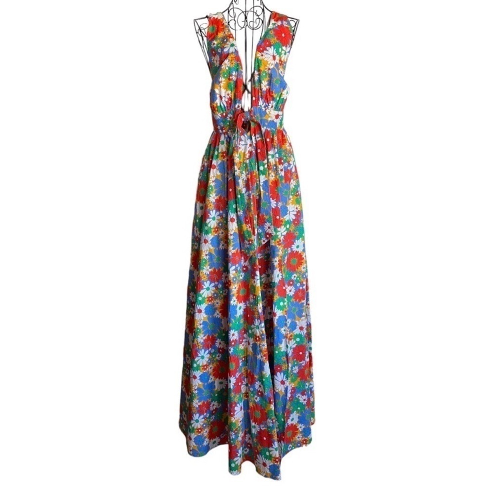 NWT Aakaa Red Dress Aakaa Multi Floral
Maxi Dress - Picture 3 of 11